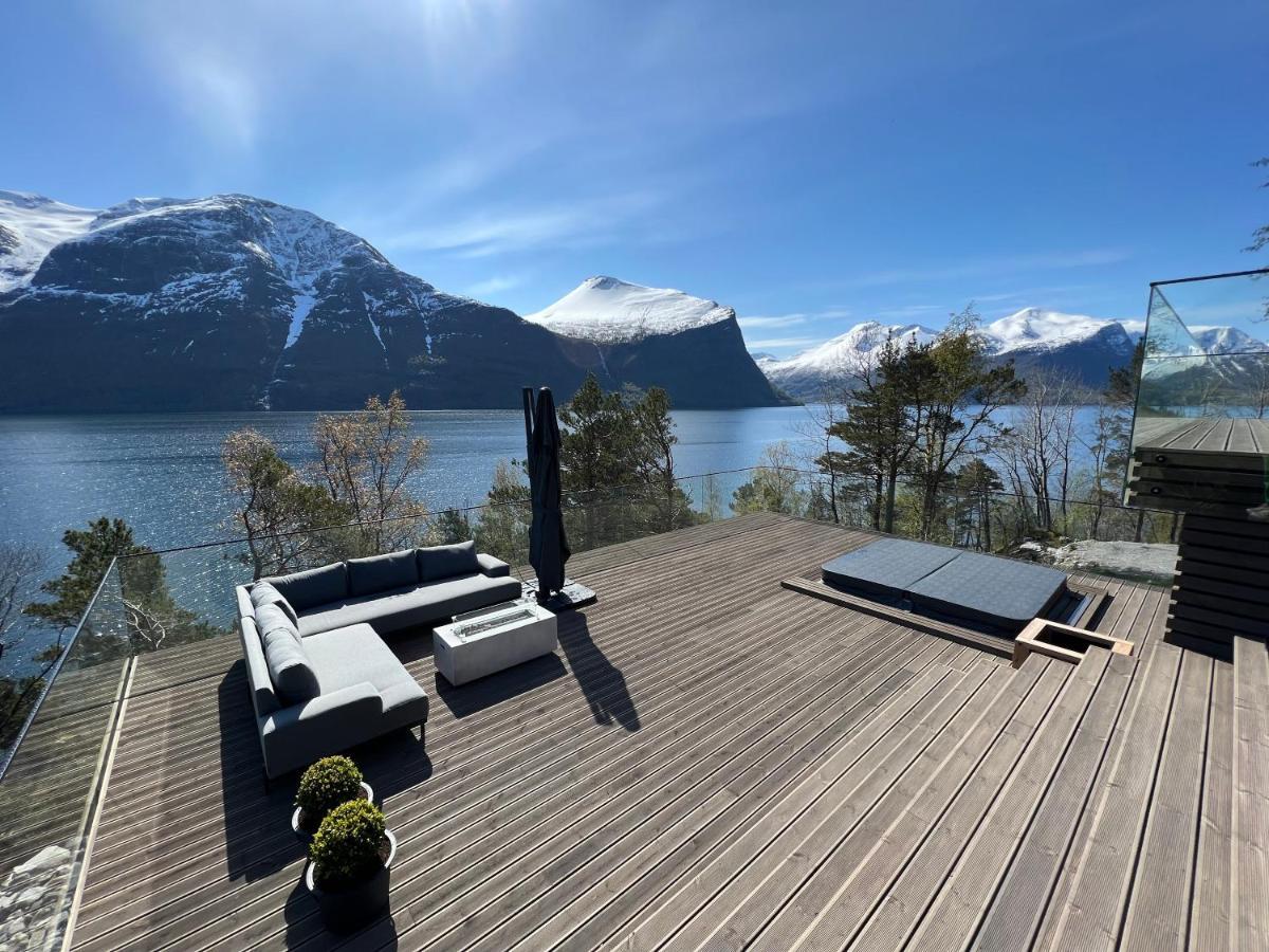 Villa Kristina / Andalsnes Torvik Kültér fotó
