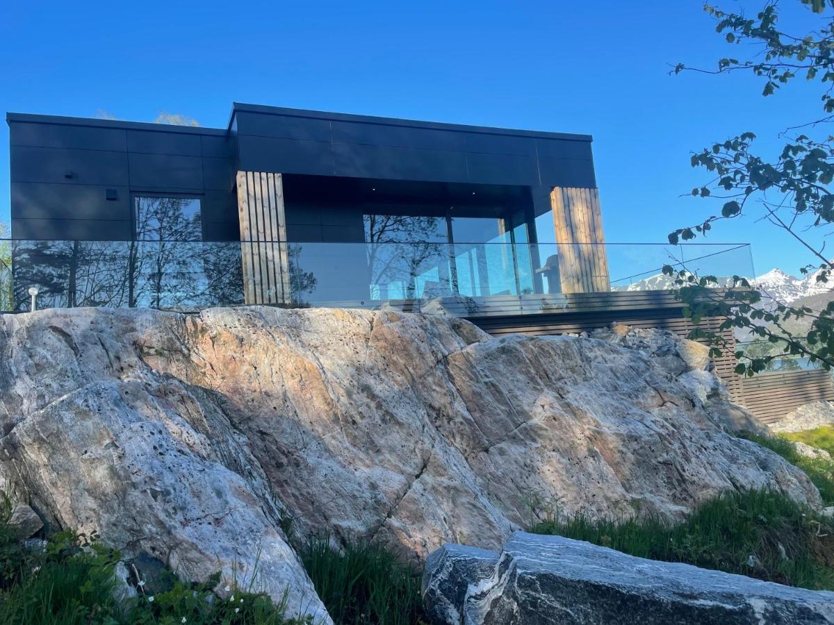 Villa Kristina / Andalsnes Torvik Kültér fotó