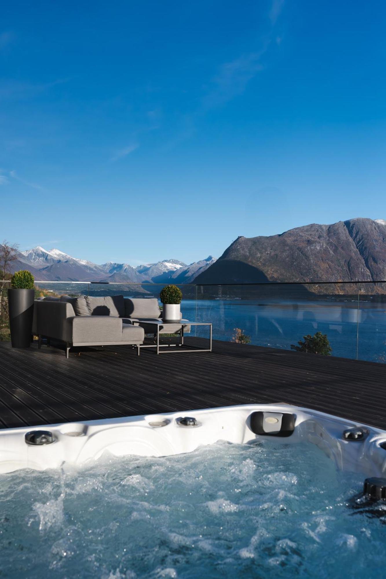 Villa Kristina / Andalsnes Torvik Kültér fotó